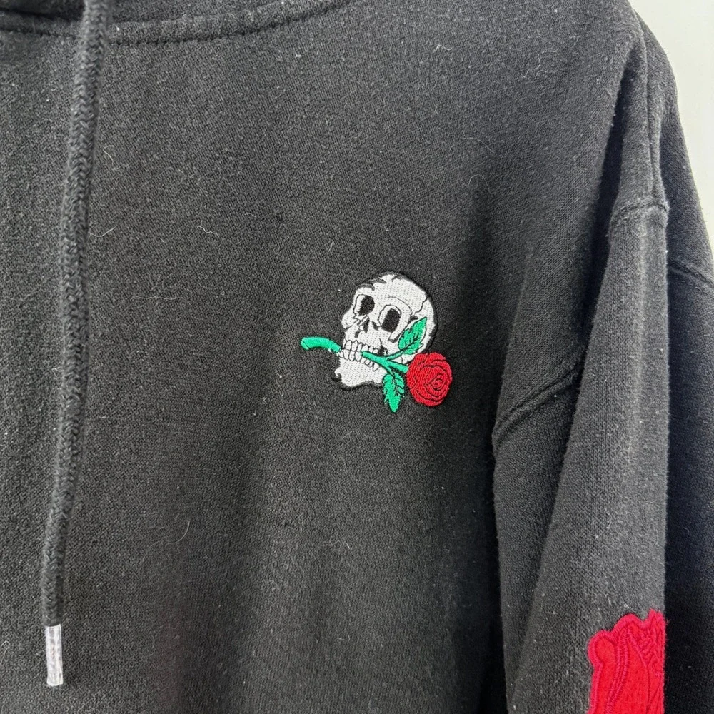 Eighty Eight Hoodie Sweatshirt‎ Boys Large Embroidered Skull Roses Goth Grunge